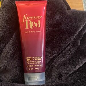 Bath & Body Works Forever Red Ultimate Hydration Body Cream